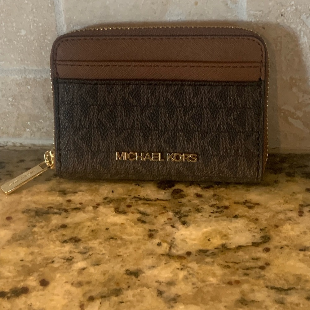 NWOT Michael Kors Wallet